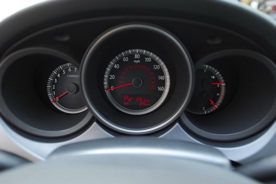  Kia Magentis 2009 года  (фото 102 из 108)